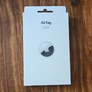 Apple AirTag Set in White Box